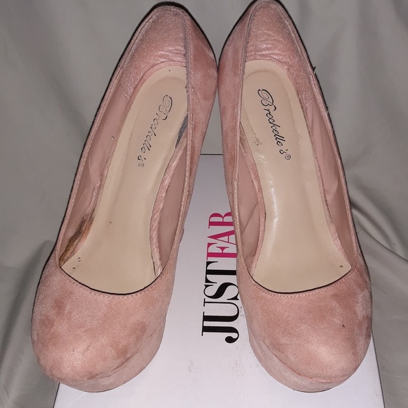 2 x $12 Suede Wedge Shoes - Picture 2 of 5